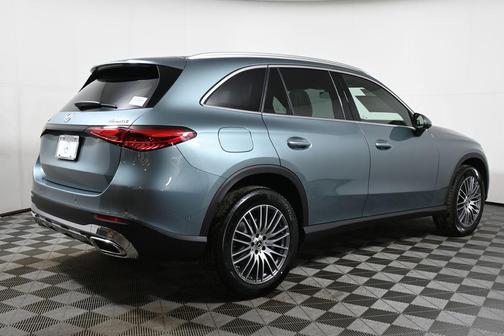 2026 Mercedes-Benz GLC 300 Base 4MATIC