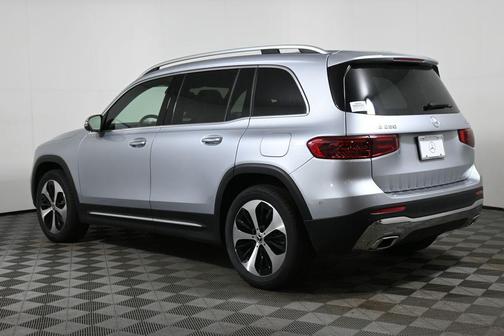 2026 Mercedes-Benz GLB 250 Base 4MATIC