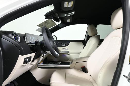 2025 Mercedes-Benz GLA 250 Base 4MATIC