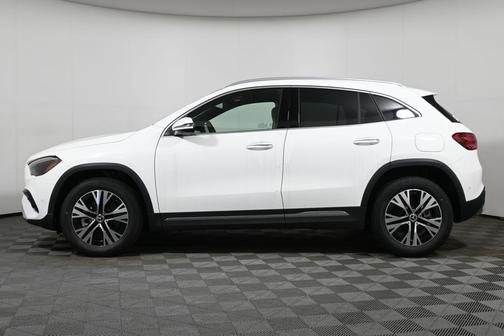 2025 Mercedes-Benz GLA 250 Base 4MATIC