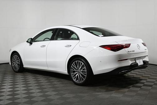 2025 Mercedes-Benz CLA 250 Base 4MATIC