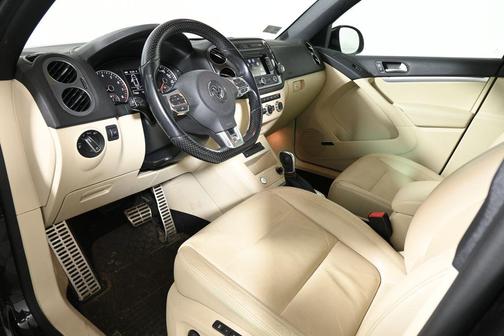 2015 Volkswagen Tiguan 4MOTION Auto R-Line
