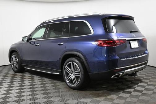 2026 Mercedes-Benz GLS 450 4MATIC