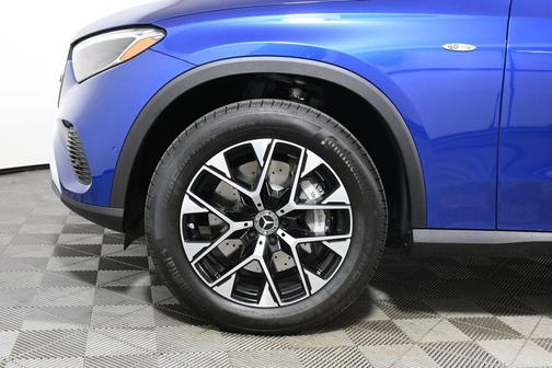 2025 Mercedes-Benz GLC 350e Base 4MATIC