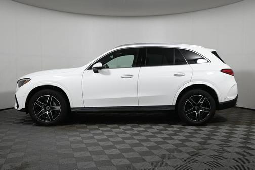 2025 Mercedes-Benz GLC 300 Base 4MATIC