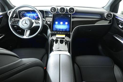 2025 Mercedes-Benz GLC 300 Base 4MATIC