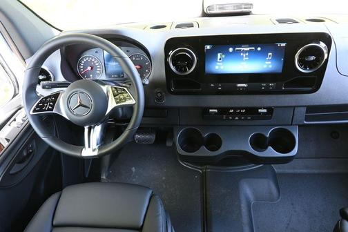2025 Mercedes-Benz Sprinter 2500 144 WB