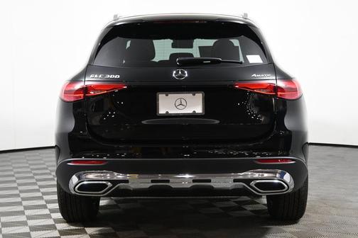 2026 Mercedes-Benz GLC 300 Base 4MATIC