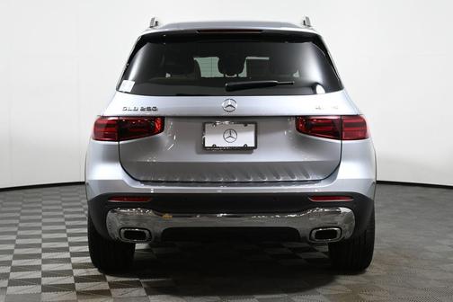 2025 Mercedes-Benz GLB 250 Base 4MATIC