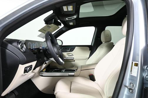 2025 Mercedes-Benz GLB 250 Base 4MATIC