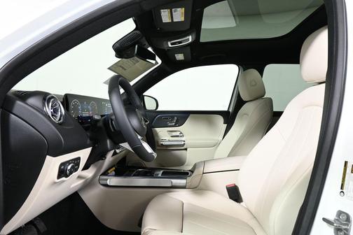 2025 Mercedes-Benz GLB 250 Base 4MATIC