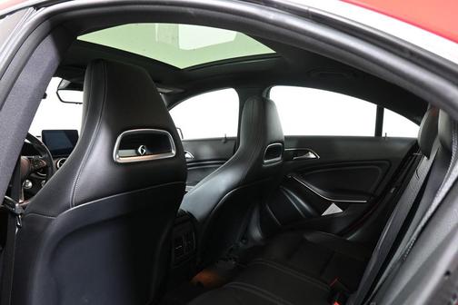 2019 Mercedes-Benz CLA 250 Base 4MATIC