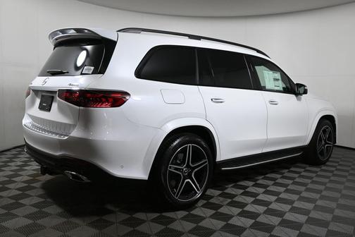 2026 Mercedes-Benz GLS 450 4MATIC