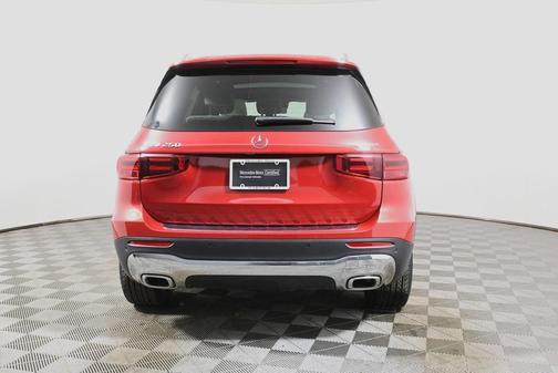 2026 Mercedes-Benz GLB 250 Base 4MATIC