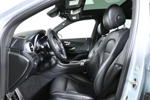 2022 Mercedes-Benz GLC 300 Base 4MATIC