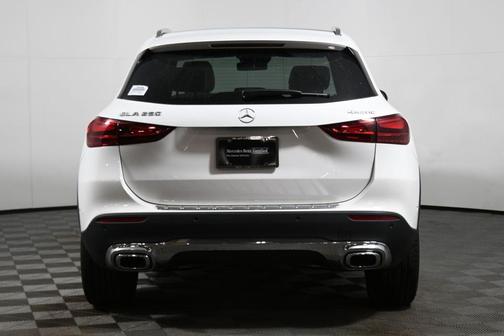 2026 Mercedes-Benz GLA 250 Base 4MATIC