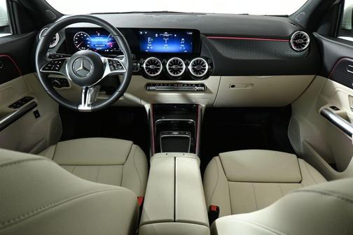 2026 Mercedes-Benz GLA 250 Base 4MATIC