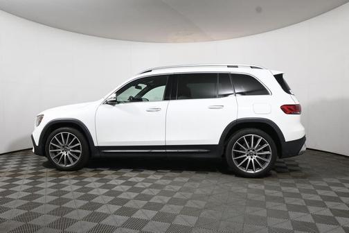 Polar White 2023 Mercedes-Benz GLB 250 Base 4MATIC