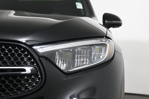 2025 Mercedes-Benz GLC 300 Base 4MATIC