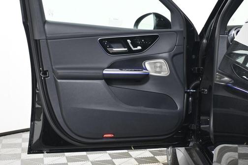 2025 Mercedes-Benz GLC 300 Base 4MATIC