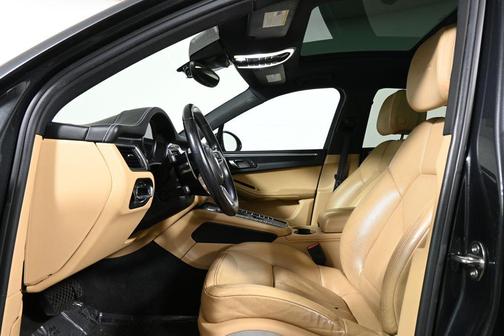 2017 Porsche Macan GTS