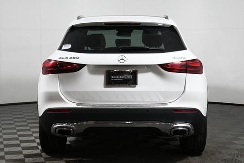 2026 Mercedes-Benz GLA 250 Base 4MATIC
