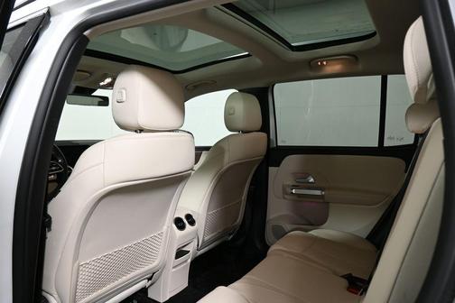 2022 Mercedes-Benz GLB 250 Base 4MATIC