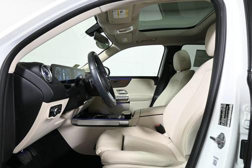 2022 Mercedes-Benz GLB 250 Base 4MATIC