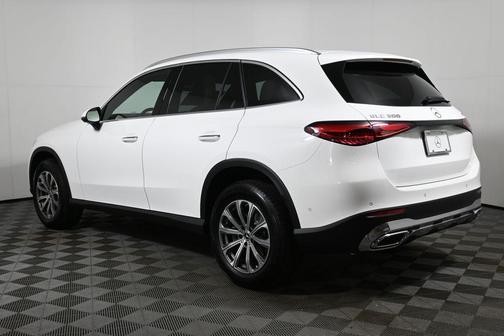 2026 Mercedes-Benz GLC 300 Base 4MATIC