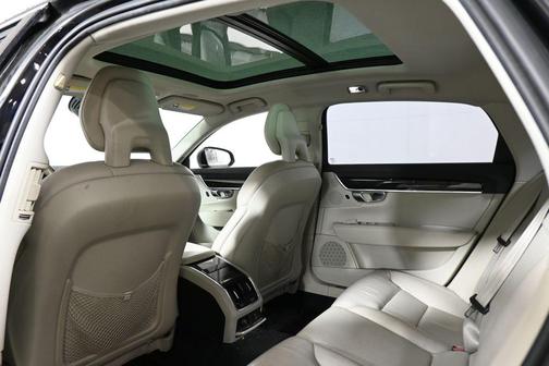 2018 Volvo S90 T5 Momentum