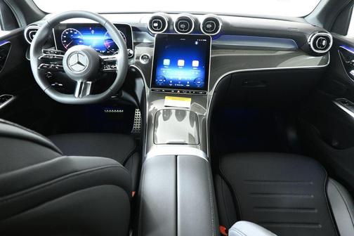2026 Mercedes-Benz GLC 300 Base 4MATIC