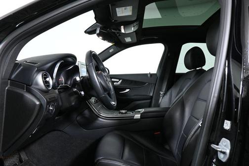 2018 Mercedes-Benz GLC 300 Base 4MATIC