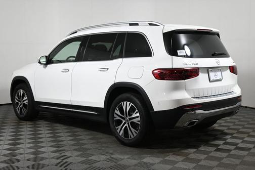 2026 Mercedes-Benz GLB 250 Base 4MATIC