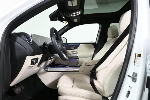 2026 Mercedes-Benz GLB 250 Base 4MATIC