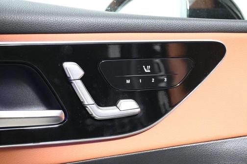 2025 Mercedes-Benz GLC 350e Base 4MATIC