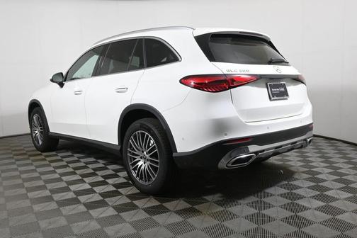 Polar White 2026 Mercedes-Benz GLC 300 Base 4MATIC