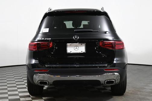 2026 Mercedes-Benz GLB 250 Base 4MATIC