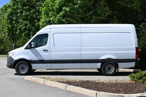 2025 Mercedes-Benz Sprinter 2500 170 WB