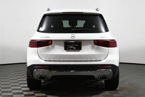 2025 Mercedes-Benz GLB 250 Base 4MATIC