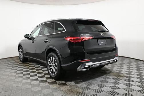 2026 Mercedes-Benz GLC 300 Base 4MATIC