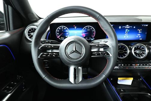 2025 Mercedes-Benz GLB 250 Base 4MATIC