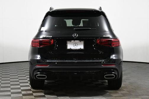 2025 Mercedes-Benz GLB 250 Base 4MATIC