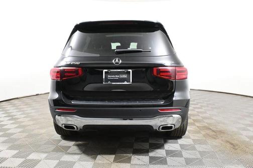 2026 Mercedes-Benz GLB 250 Base 4MATIC