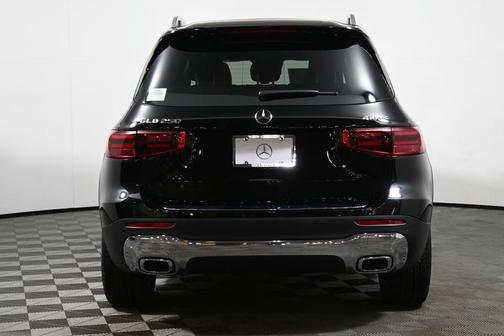 2026 Mercedes-Benz GLB 250 Base 4MATIC