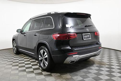 2026 Mercedes-Benz GLB 250 Base 4MATIC