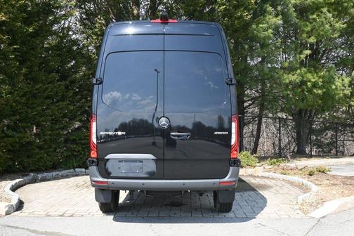 2026 Mercedes-Benz Sprinter 2500 144 WB