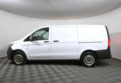 2016 Mercedes-Benz Metris Base