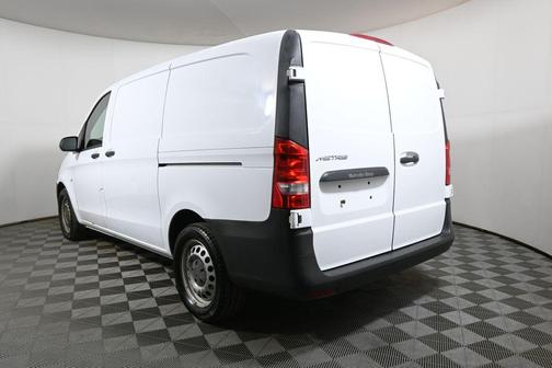 2016 Mercedes-Benz Metris Base