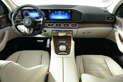 2026 Mercedes-Benz GLS 450