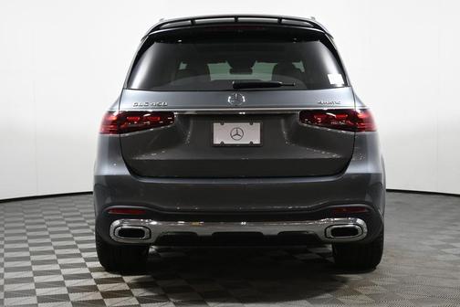 2026 Mercedes-Benz GLS 450